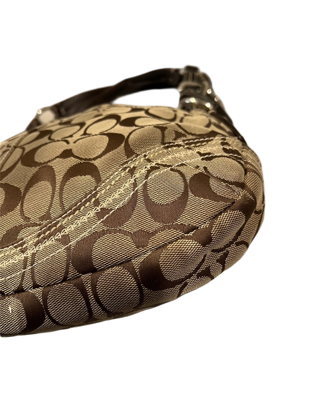 Coach Soho Signature C Jacquard Vintage Shoulder Bag with Dark Brown Trim EUC - Picture 13 of 15